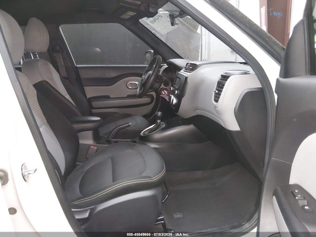 2016 KIA SOUL + photo 5