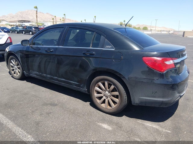 2014 Chrysler 200 TOURING — фото 3