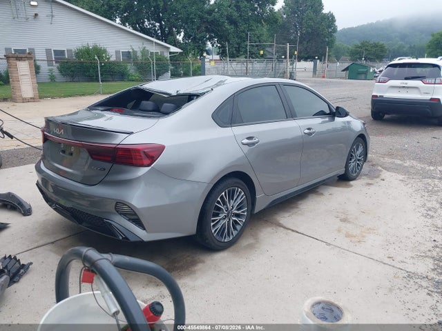 2023 KIA FORTE GT-LINE 4