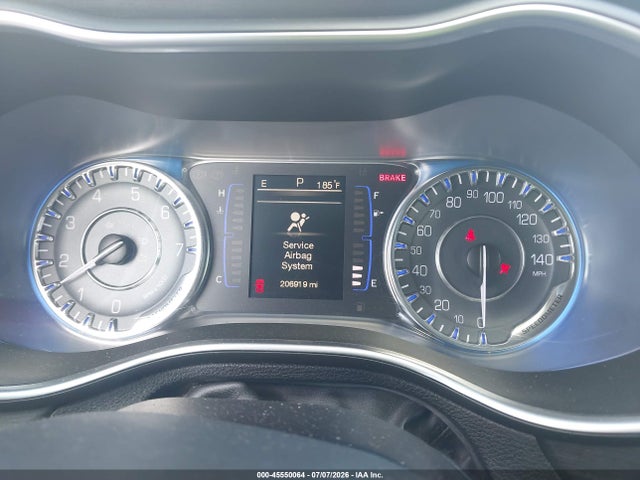 2015 Chrysler 200 LIMITED — миниатюра 7