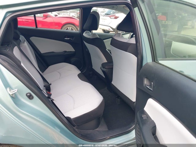 صورة 8 لـ 2022 Toyota PRIUS L