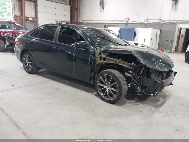 2015 TOYOTA CAMRY XSE