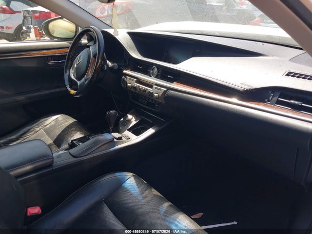 صورة 5 لـ 2015 Lexus ES 350
