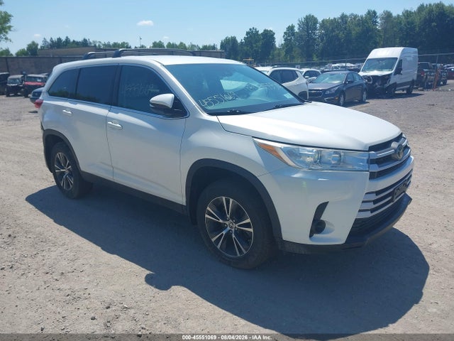 2019 TOYOTA HIGHLANDE LE