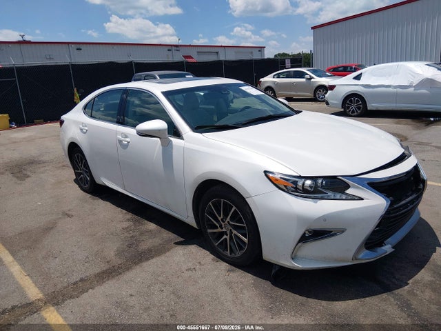 2018 LEXUS ES 