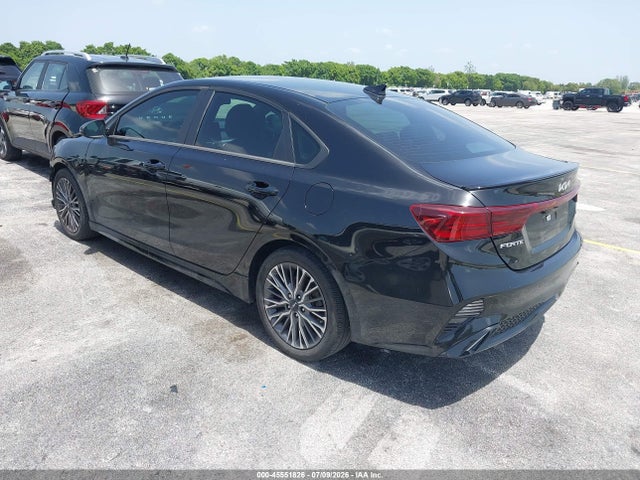 صورة 3 لـ 2022 KIA FORTE GT-LINE