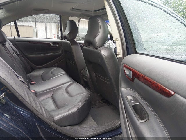 2004 Volvo S60 2.5T AWD — миниатюра 8