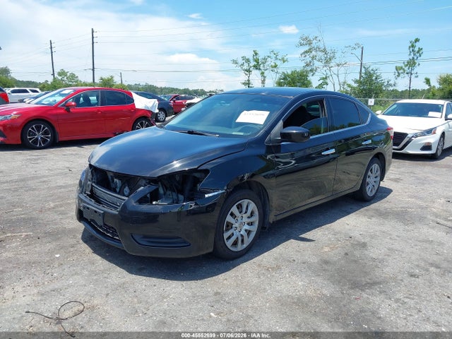 2015 Nissan SENTRA S 照片 2