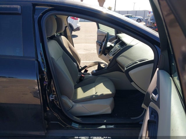 2014 FORD FOCUS SE 照片 5