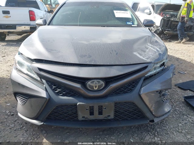2019 TOYOTA CAMRY SE 12