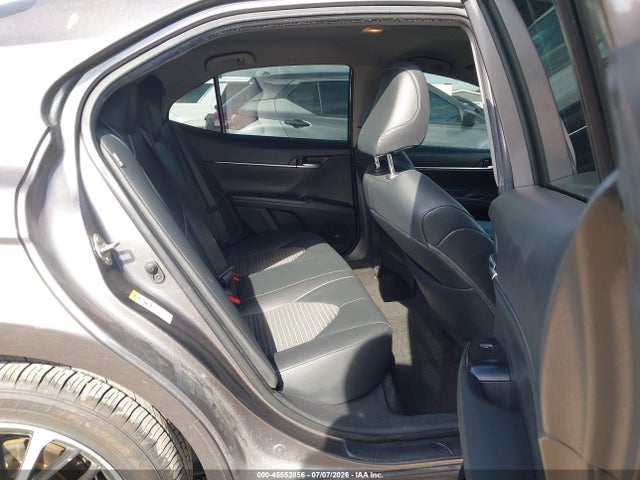 2019 TOYOTA CAMRY SE 8