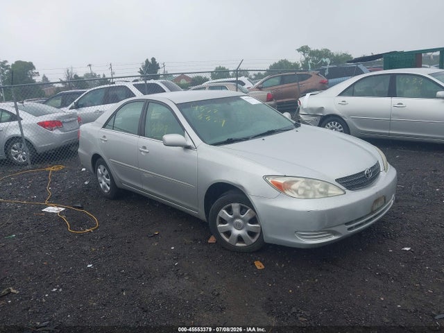 2002 TOYOTA CAMRY LE