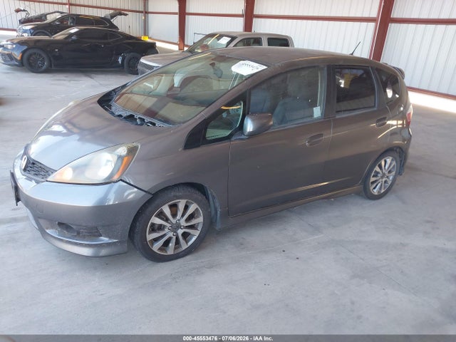 صورة 2 لـ 2013 Honda FIT SPORT