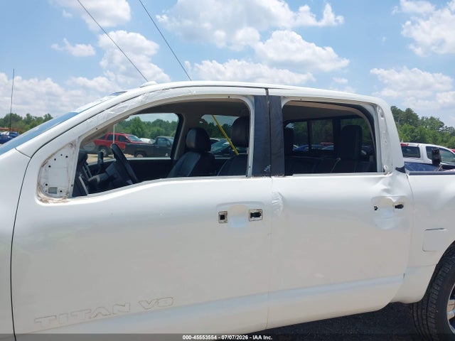 2018 Nissan TITAN SL 照片 6