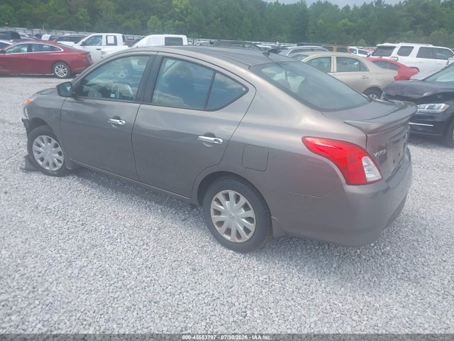 2017 Nissan VERSA 1.6 SV 照片 3
