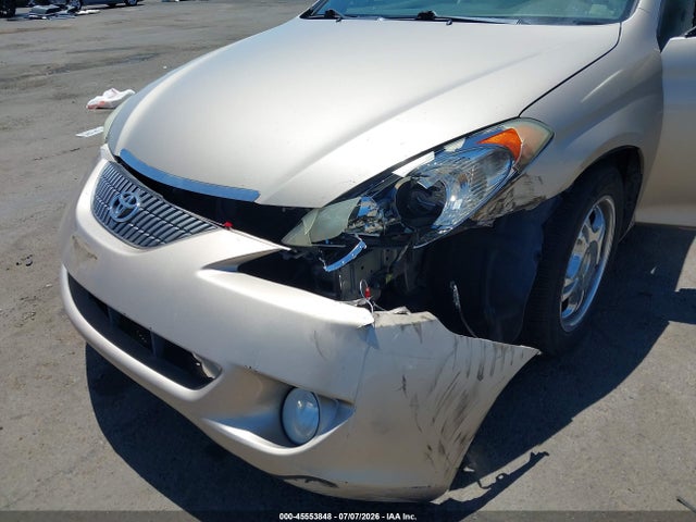 2005 Toyota CAMRY SOLARA SE photo 6