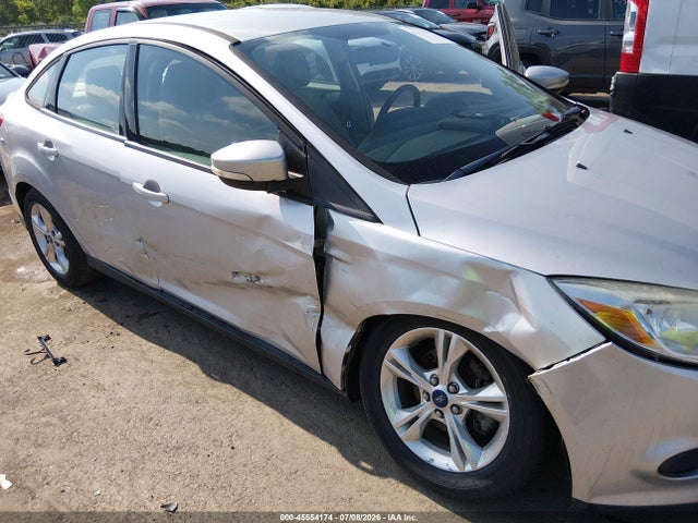صورة 6 لـ 2014 FORD FOCUS SE