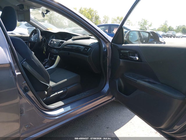 2016 Honda ACCORD LX — фото 5