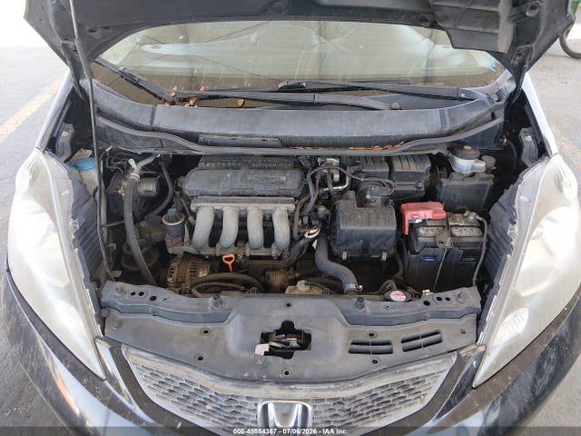 2011 Honda FIT — фото 10