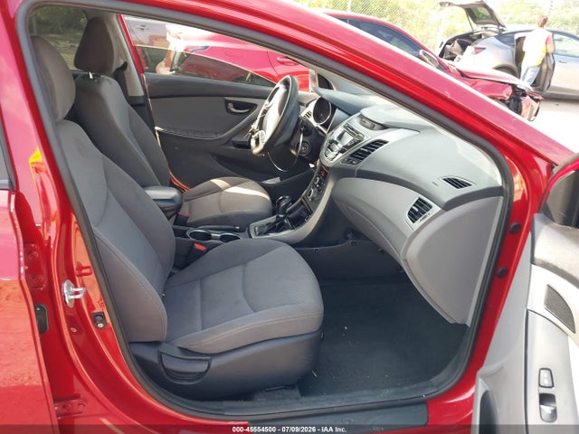 صورة 5 لـ 2016 Hyundai ELANTRA SE