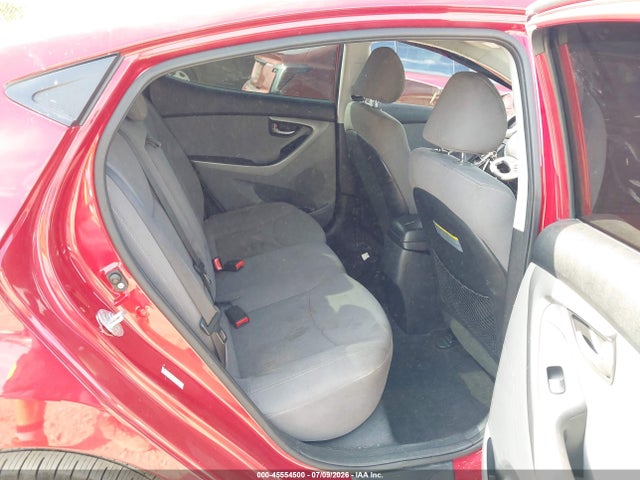 صورة 8 لـ 2016 Hyundai ELANTRA SE