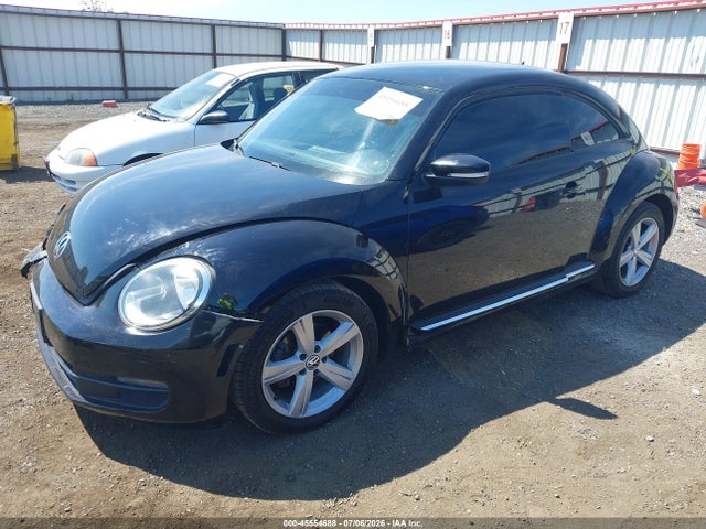 2012 Volkswagen BEETLE 2.5L photo 2
