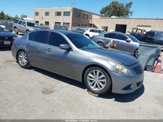 2010 INFINITI G37 JOURNEY