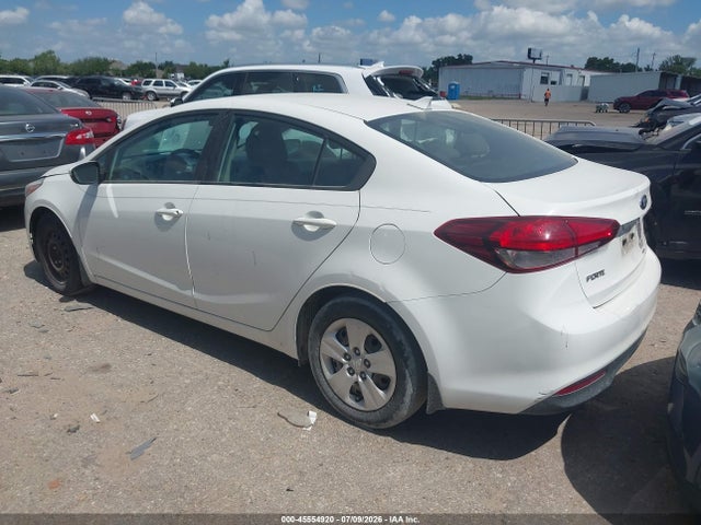 صورة 3 لـ 2017 KIA FORTE LX