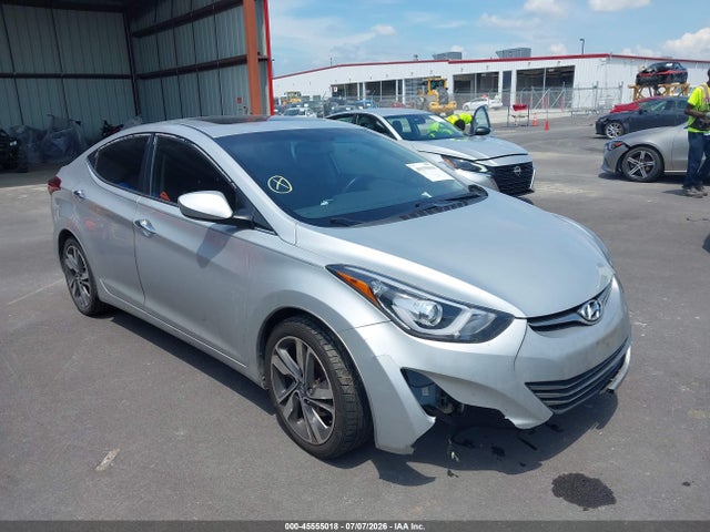 2015 Hyundai ELANTRA LIMITED 照片 6
