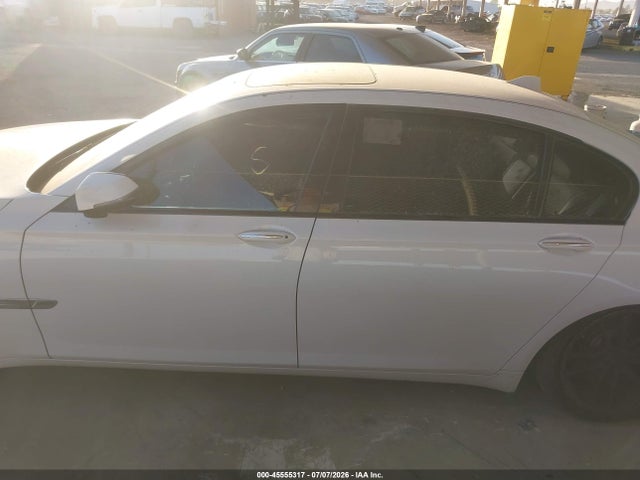 2015 BMW 750LI 缩略图 14