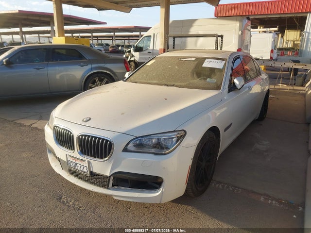 2015 BMW 750LI — фото 2