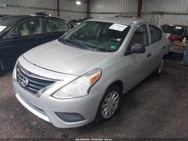 2015 Nissan VERSA 1.6 S+ 照片 2