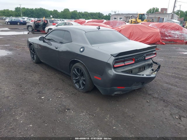 صورة 3 لـ 2016 Dodge CHALLENGER SXT PLUS