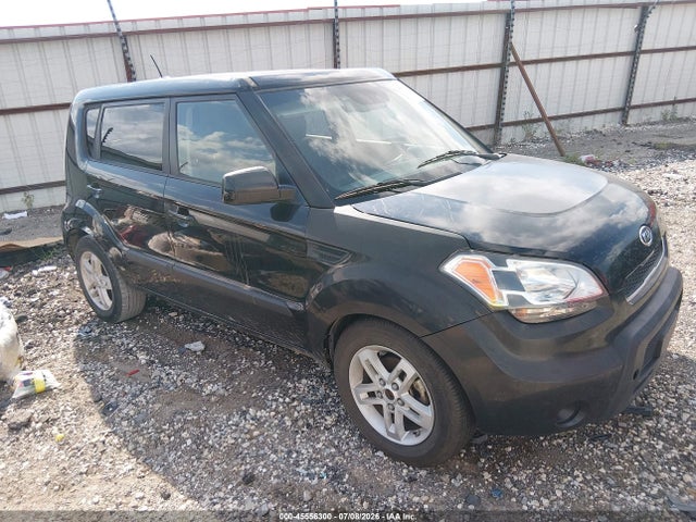 2011 KIA SOUL +