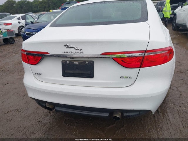 2019 JAGUAR XF 25T PREMIUM 17