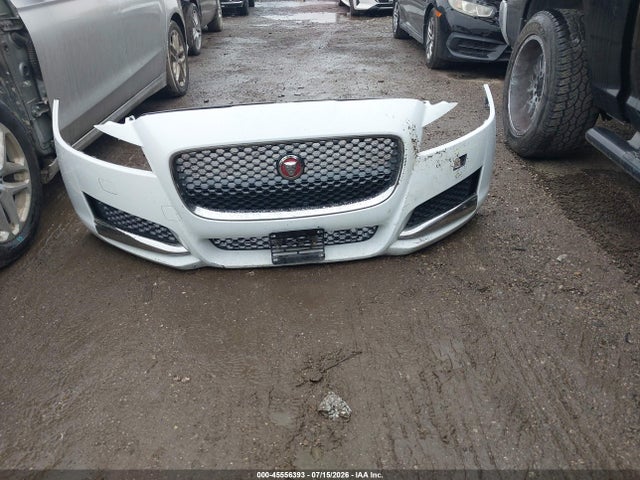 2019 JAGUAR XF 25T PREMIUM 12