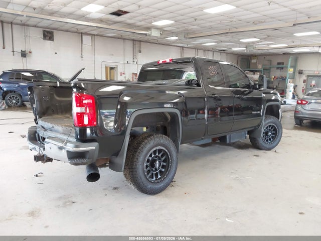 صورة 4 لـ 2015 GMC SIERRA 2500HD SLE