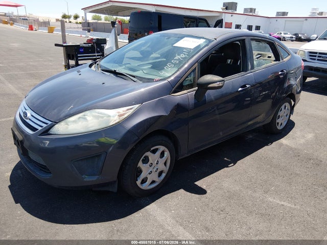 2013 FORD FIESTA SE 照片 2