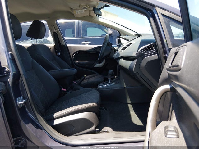 2013 FORD FIESTA SE 照片 5