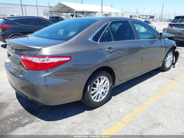 2017 Toyota CAMRY SE 照片 4