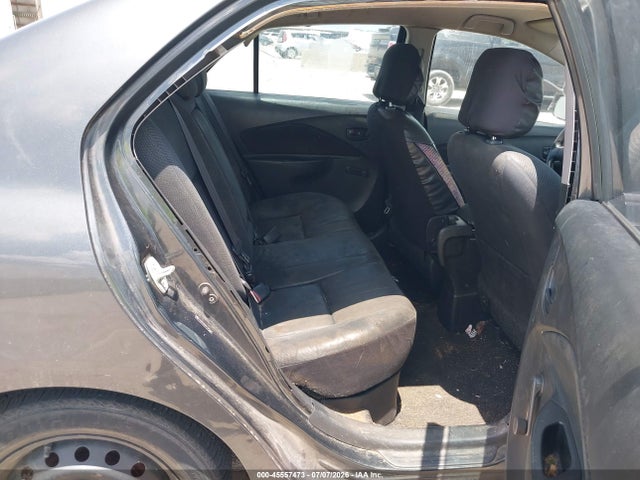 2009 Toyota YARIS photo 8