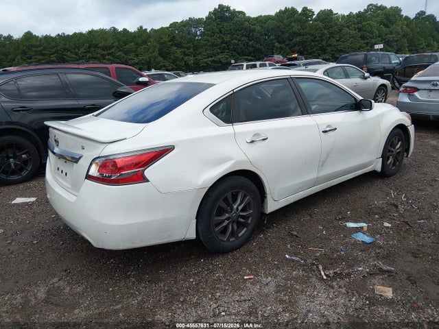 2015 Nissan ALTIMA 2.5 S — фото 4