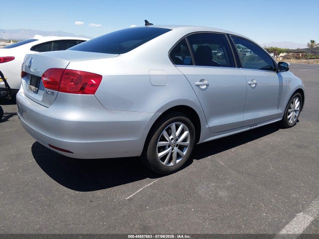 صورة 4 لـ 2013 Volkswagen JETTA 2.5L SE