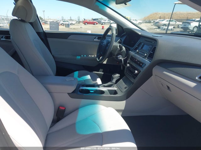 2015 Hyundai SONATA SE — фото 5