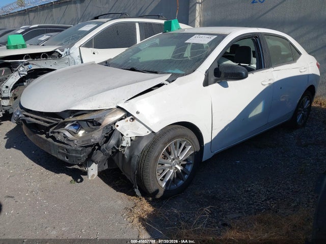 2015 Toyota COROLLA LE PLUS — фото 2