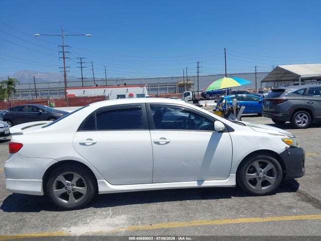 2013 Toyota COROLLA S thumbnail 14