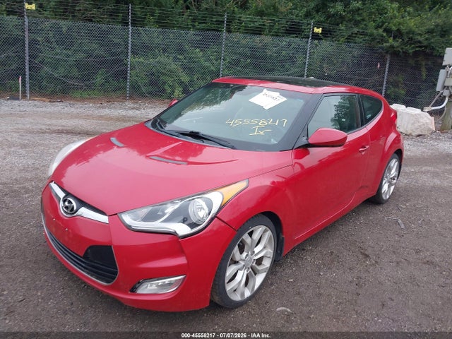 صورة 2 لـ 2013 Hyundai VELOSTER BASE W/GRAY