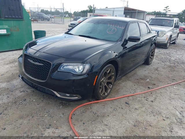 2017 Chrysler 300 300S ALLOY EDITION — фото 2
