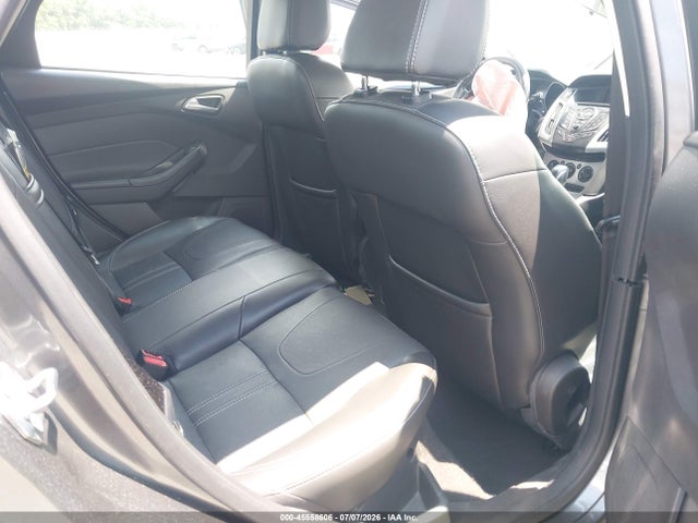 صورة 8 لـ 2013 FORD FOCUS SE
