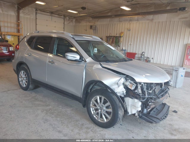 2017 NISSAN ROGUE SV